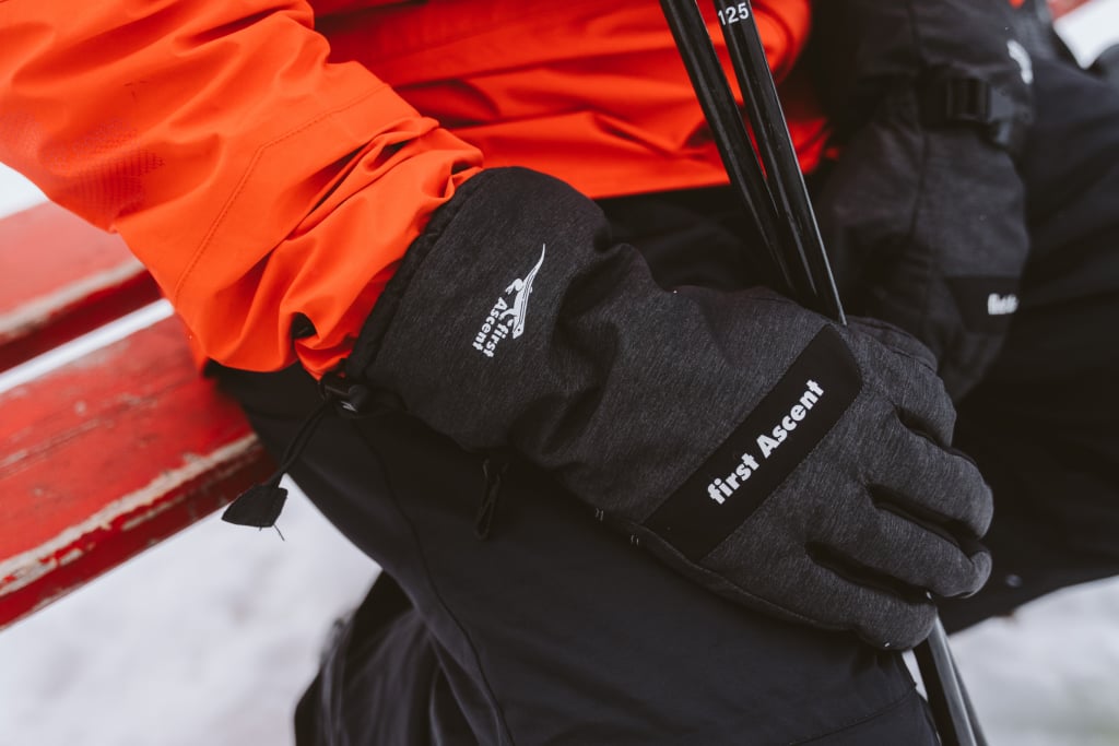First Ascent Mogul Ski Gloves - Mens